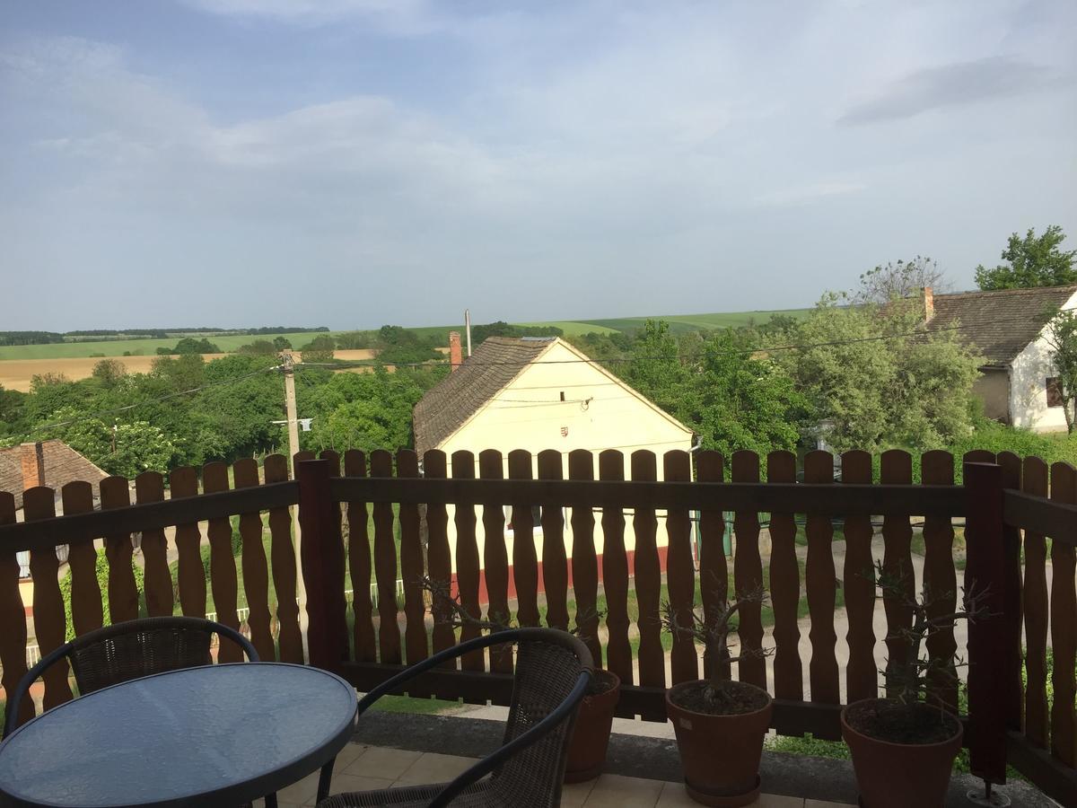Áta Baranya Apartman מראה חיצוני תמונה